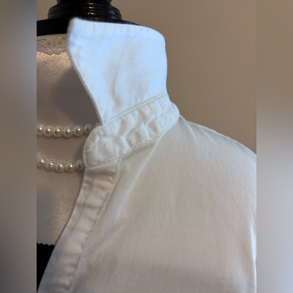 NEW YORK AND COMPANY Oversized Blouse - Picture 6 of 15